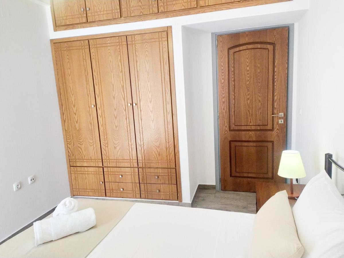 Sea Side View Home Steps From The Beach & City Chania  Ngoại thất bức ảnh