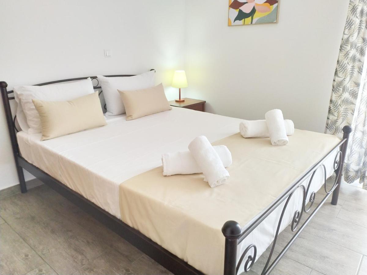 Sea Side View Home Steps From The Beach & City Chania  Ngoại thất bức ảnh